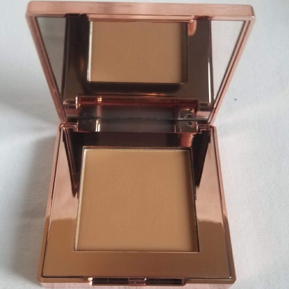 Luna Magic - Soft Perfection Foundation Powder - Tan
